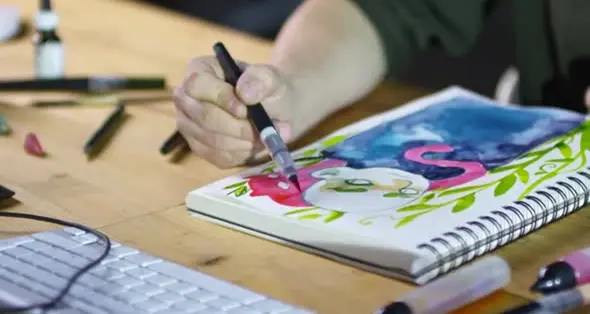 فوتیج طراح گرافیک در حال نقاشی در دفتر ZHEX3RF Male Graphic Designer ...
